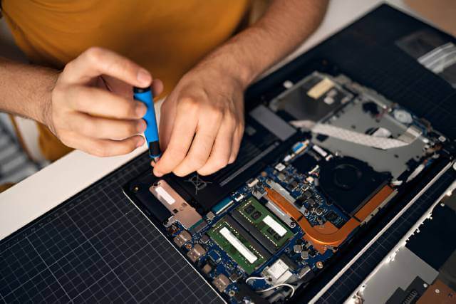 Outils professionnels pour le dépannage informatique à Genève